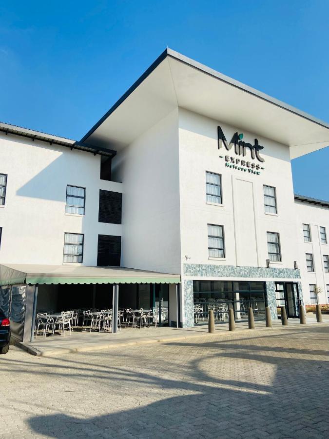 דירות יוהנסבורג Mint Express Melrose View מראה חיצוני תמונה